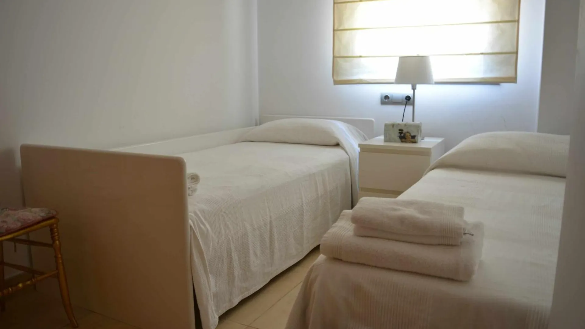 Voramar A 50 Metros Playa Parking Wifi Y Aacc Apartment Tossa de Mar